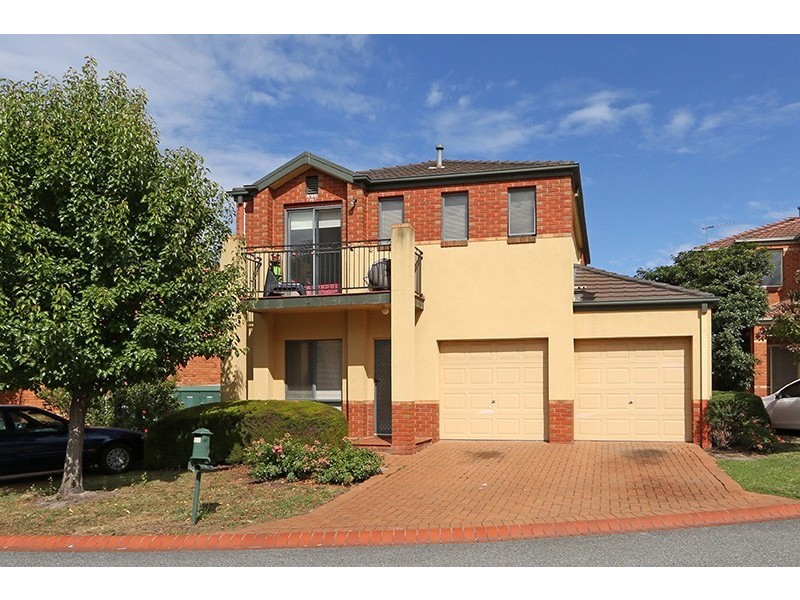 49 St Laurent Rise, Knoxfield VIC 3180