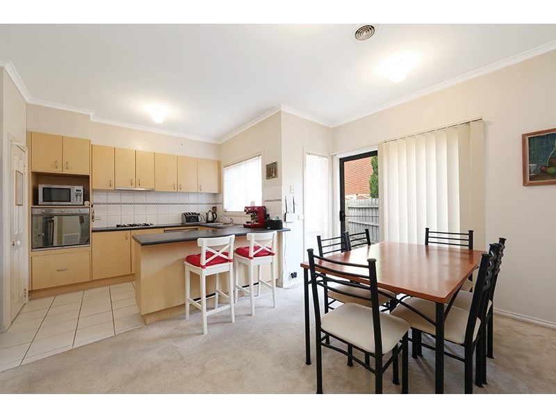 49 St Laurent Rise, Knoxfield VIC 3180