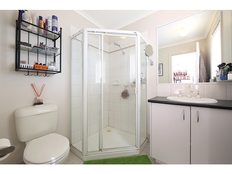 49 St Laurent Rise, Knoxfield VIC 3180