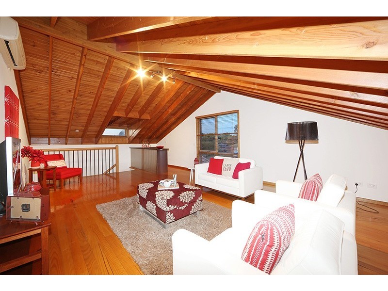 174 Waradgery Drive, Rowville VIC 3178