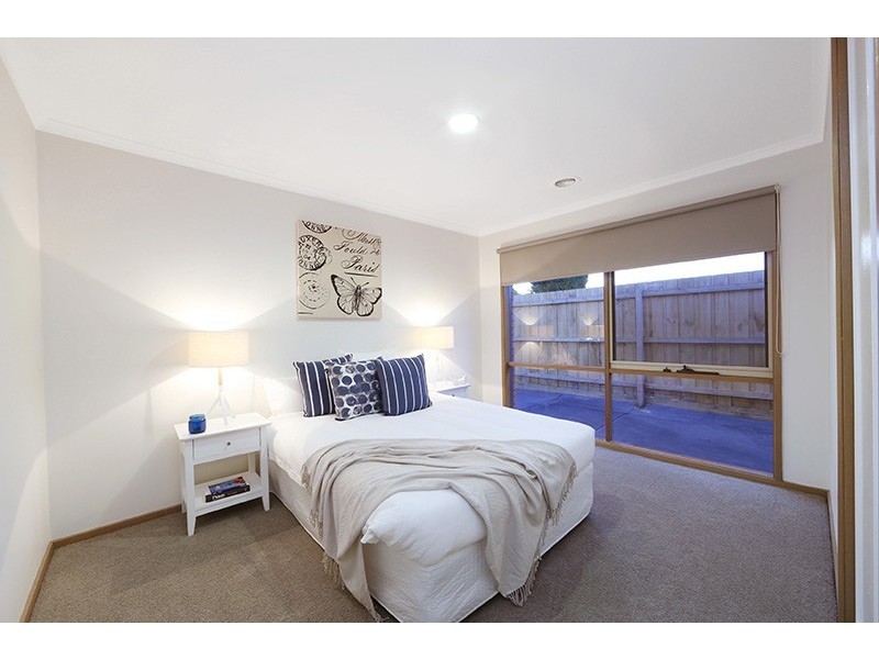 174 Waradgery Drive, Rowville VIC 3178