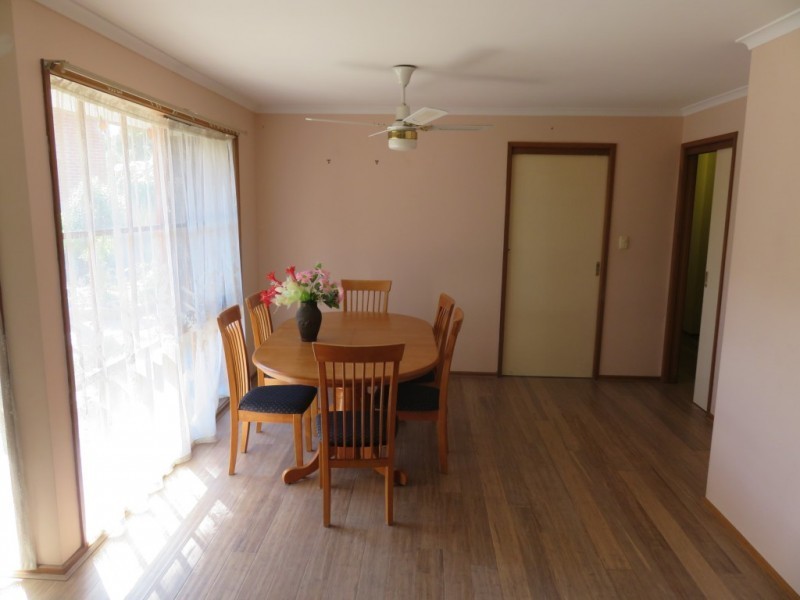 5 Simon Avenue, Rowville VIC 3178