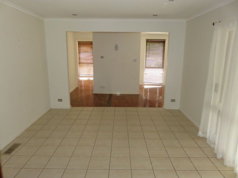 7 Eildon Parade, Rowville VIC 3178