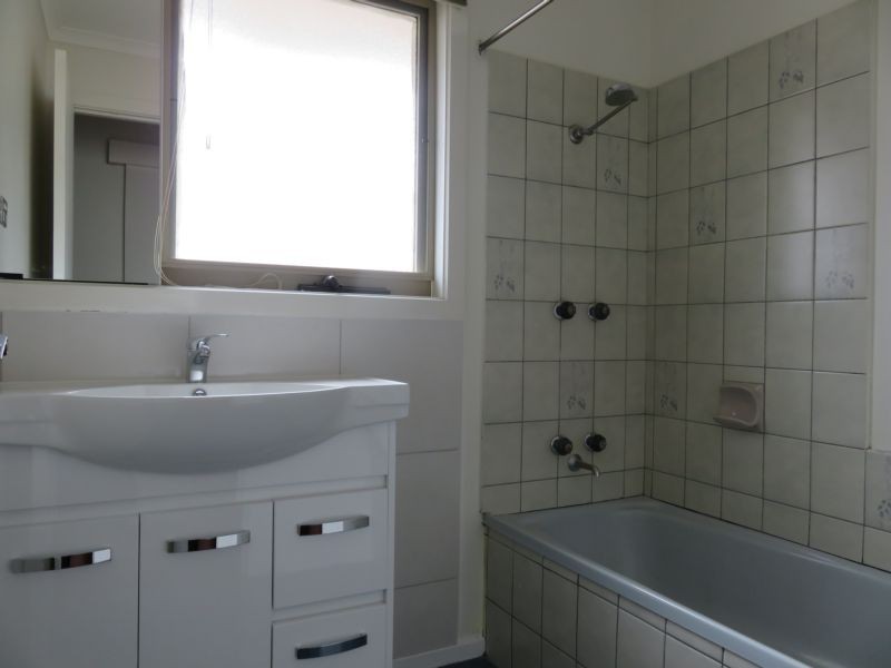 7 Eildon Parade, Rowville VIC 3178