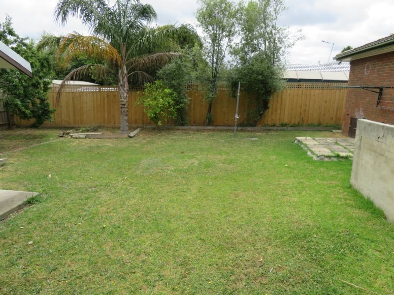 7 Eildon Parade, Rowville VIC 3178