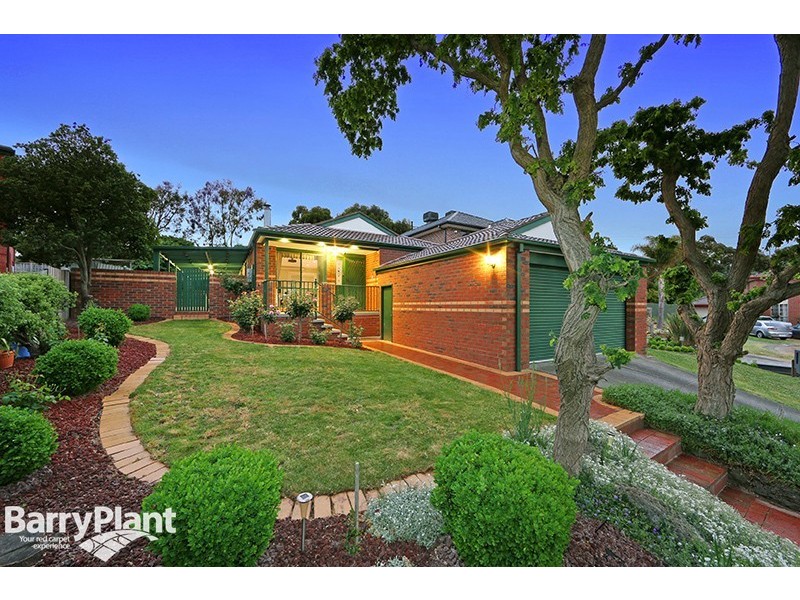 16 Finsbury Close, Rowville VIC 3178
