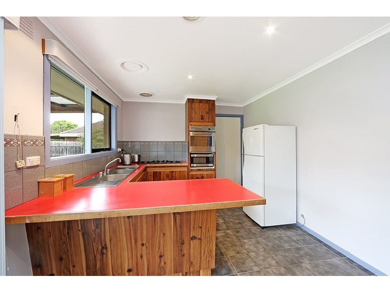 67 Windermere Drive, Ferntree Gully VIC 3156