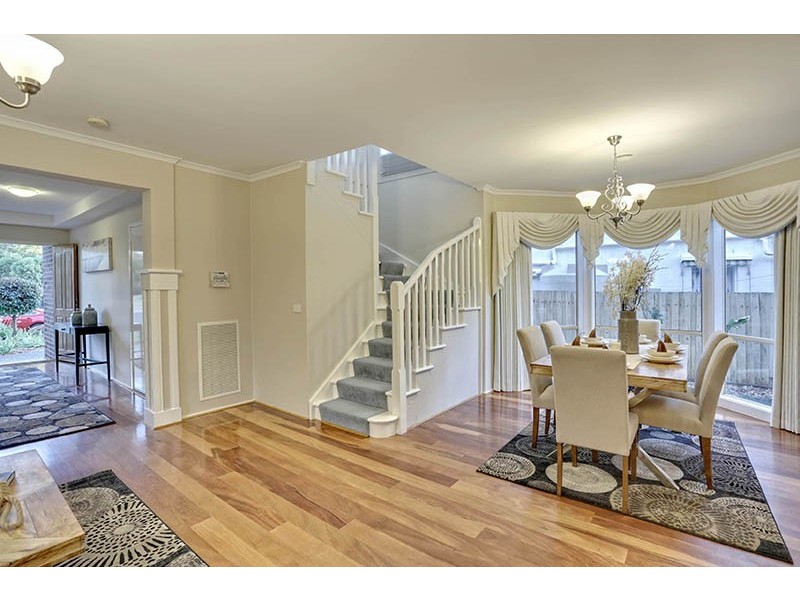 21 Garland Rise, Rowville VIC 3178