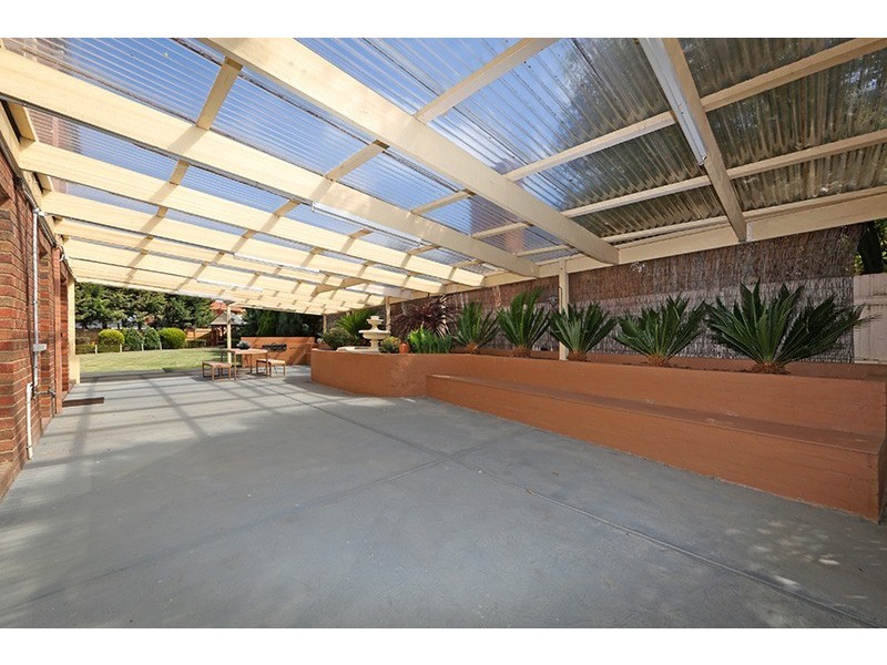 21 Garland Rise, Rowville VIC 3178