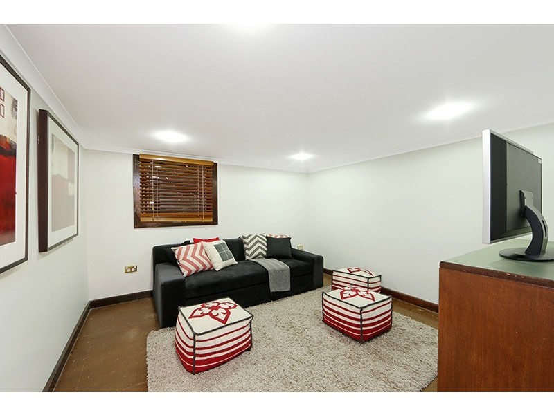 76 Churchill Park Drive, Lysterfield South VIC 3156