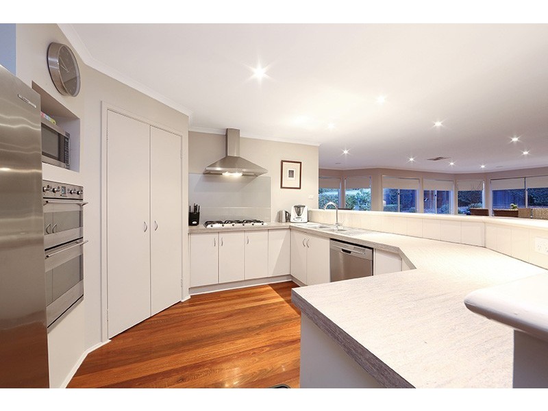 25 Teofilo Drive, Lysterfield VIC 3156