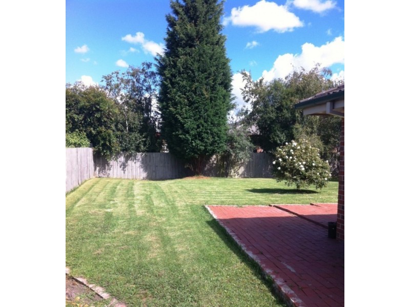 88 Buckingham Drive, Rowville VIC 3178