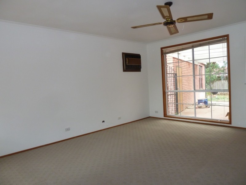 7 Weeks Close, Rowville VIC 3178