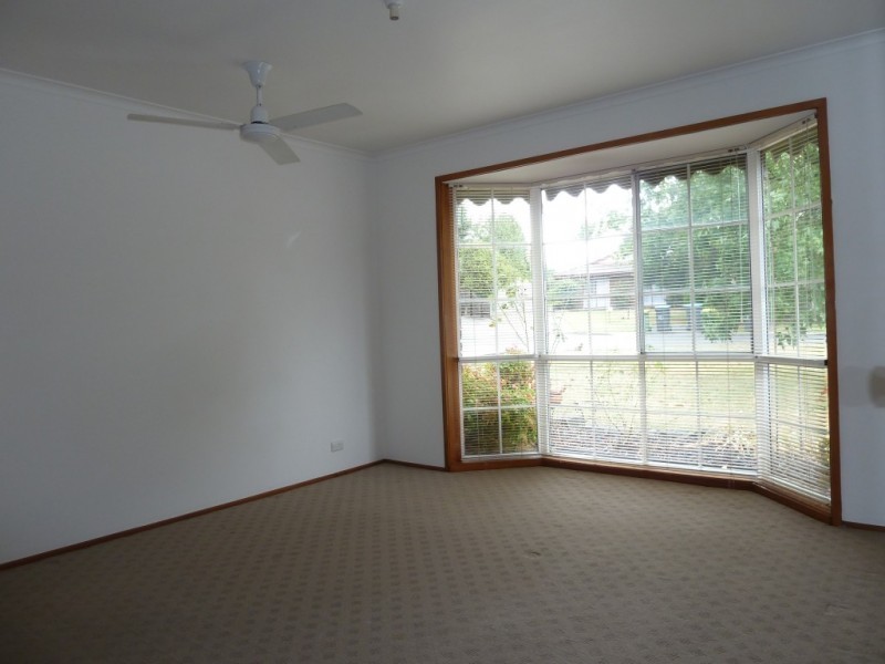 7 Weeks Close, Rowville VIC 3178