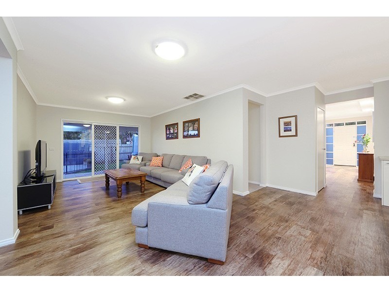 56 Liviana Drive, Rowville VIC 3178