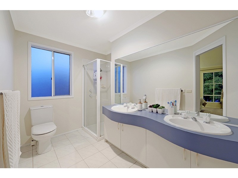 56 Liviana Drive, Rowville VIC 3178