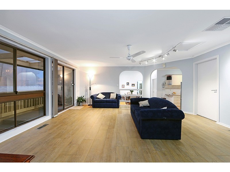 23 Cornelius Drive, Wantirna South VIC 3152