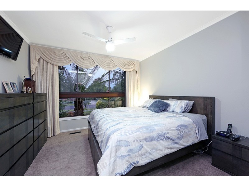 23 Cornelius Drive, Wantirna South VIC 3152