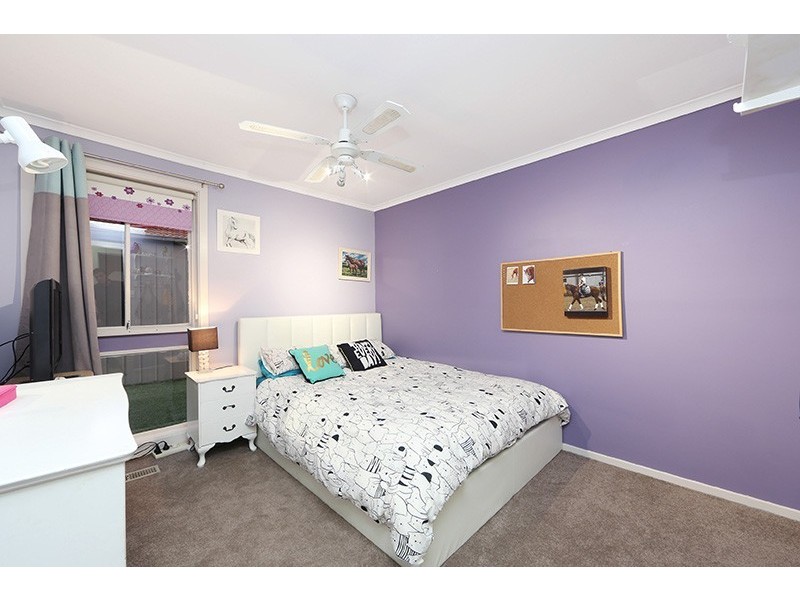 23 Cornelius Drive, Wantirna South VIC 3152