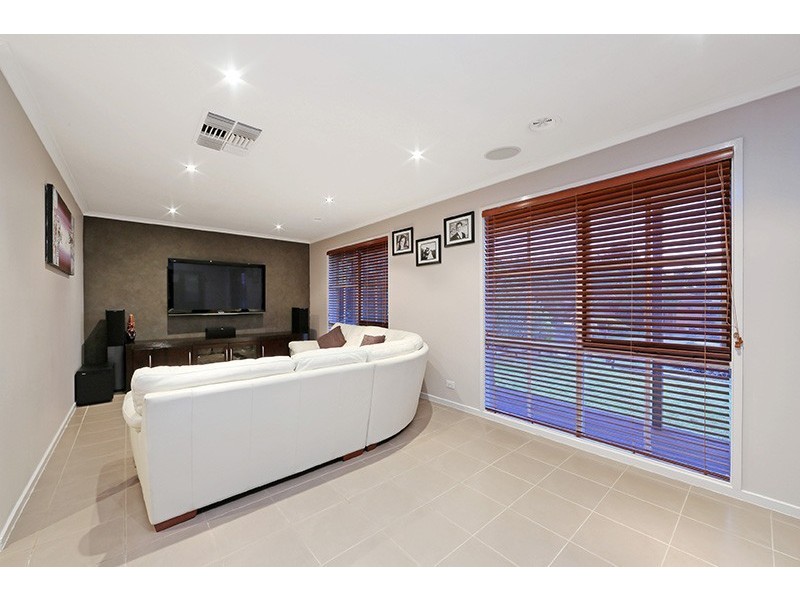 3 Cambridge Close, Lysterfield VIC 3156