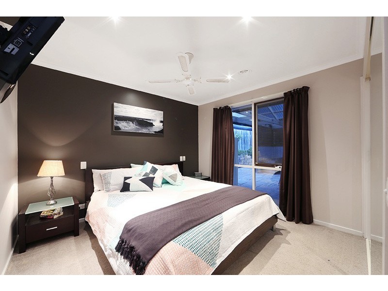3 Cambridge Close, Lysterfield VIC 3156