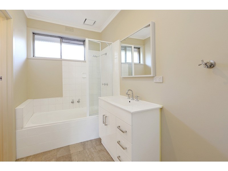 4/8 Rosella Avenue, Boronia VIC 3155