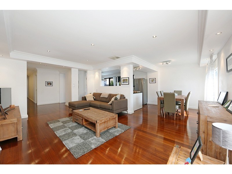 49 Frudal Crescent, Knoxfield VIC 3180