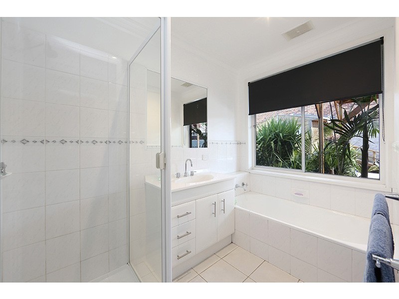 49 Frudal Crescent, Knoxfield VIC 3180