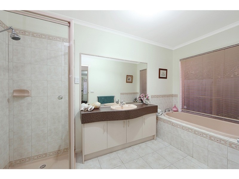 5 Suzana Place, Rowville VIC 3178