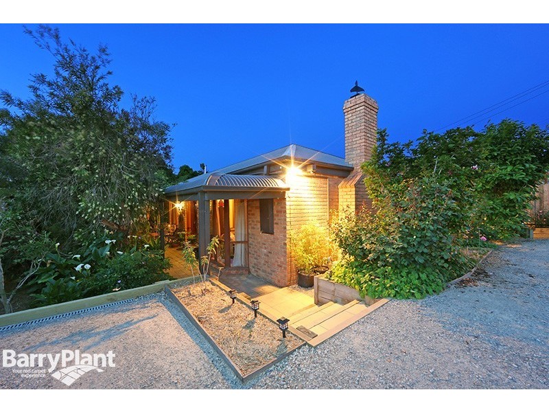 4 Lakeview Avenue, Rowville VIC 3178