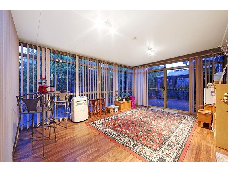4 Lakeview Avenue, Rowville VIC 3178