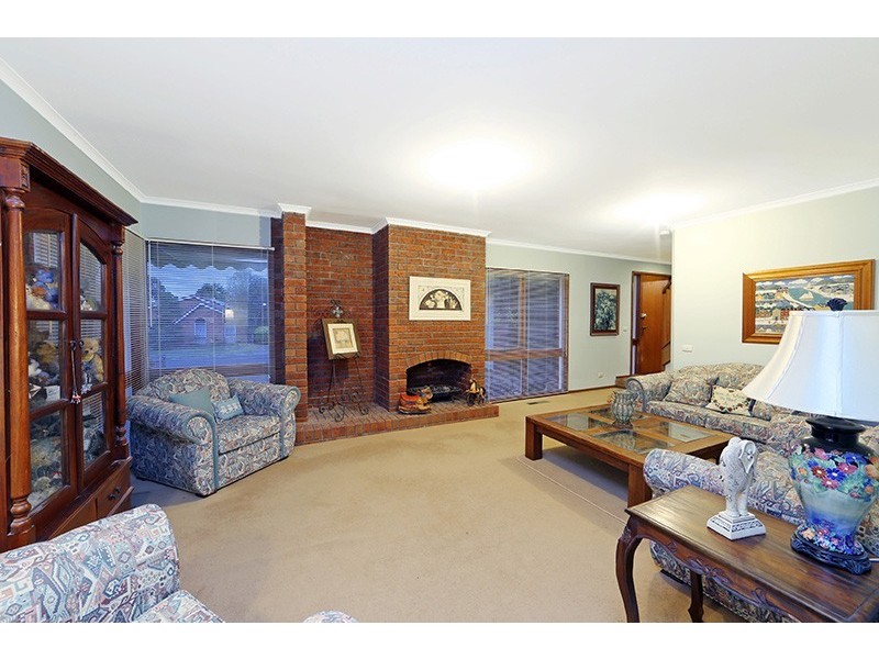 15 Michigan Place, Rowville VIC 3178