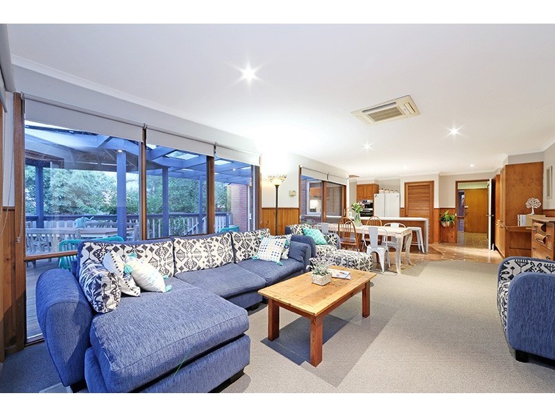 15 Michigan Place, Rowville VIC 3178