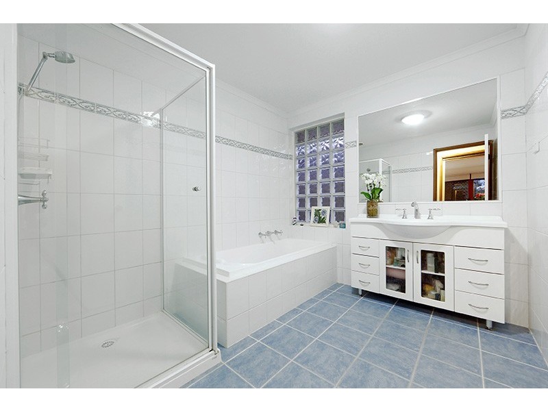 15 Michigan Place, Rowville VIC 3178