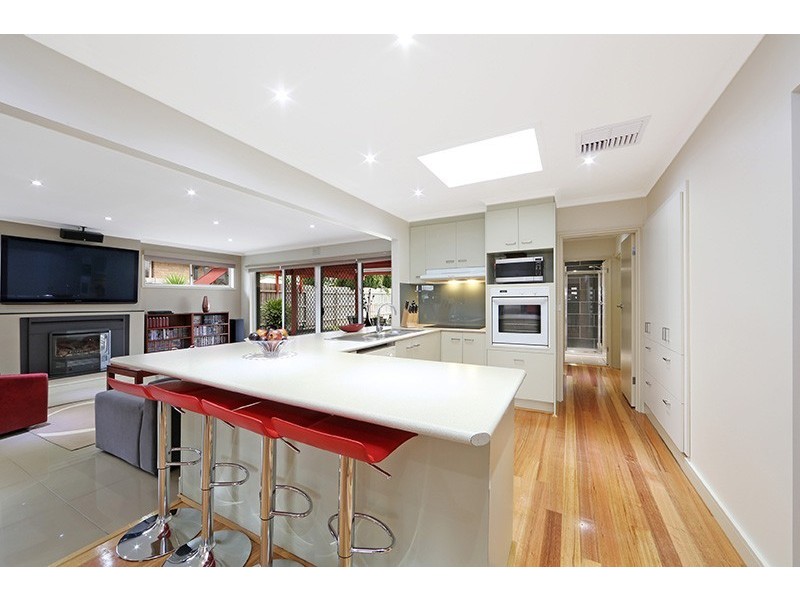 28 Burke Road, Ferntree Gully VIC 3156