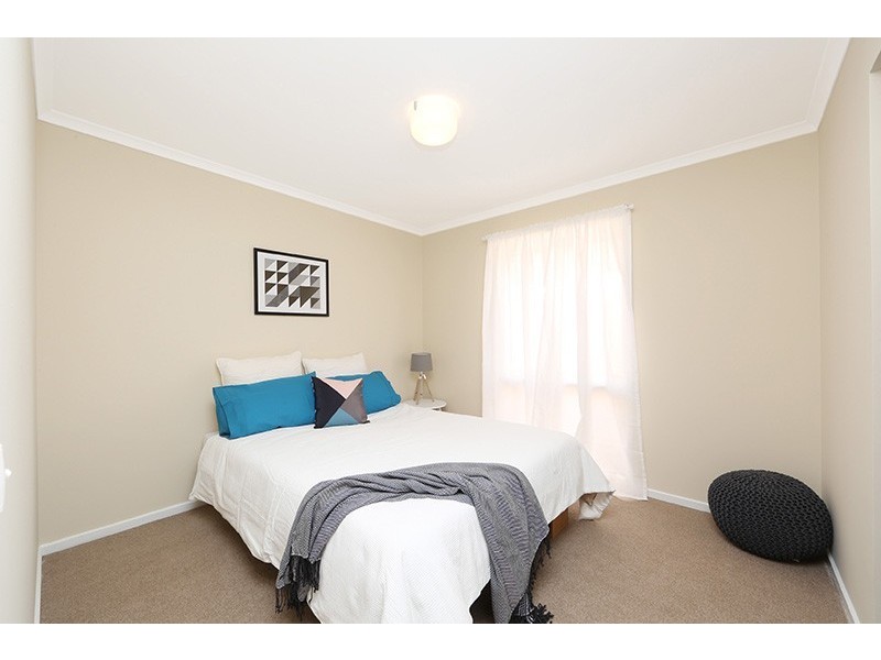 13 Corhanwarrabul Close, Rowville VIC 3178