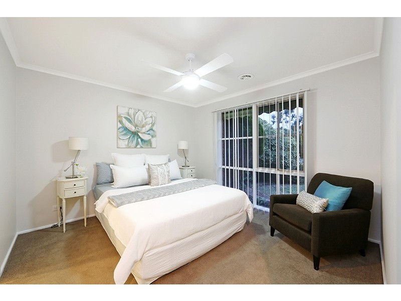 33 Magdalena Place, Rowville VIC 3178