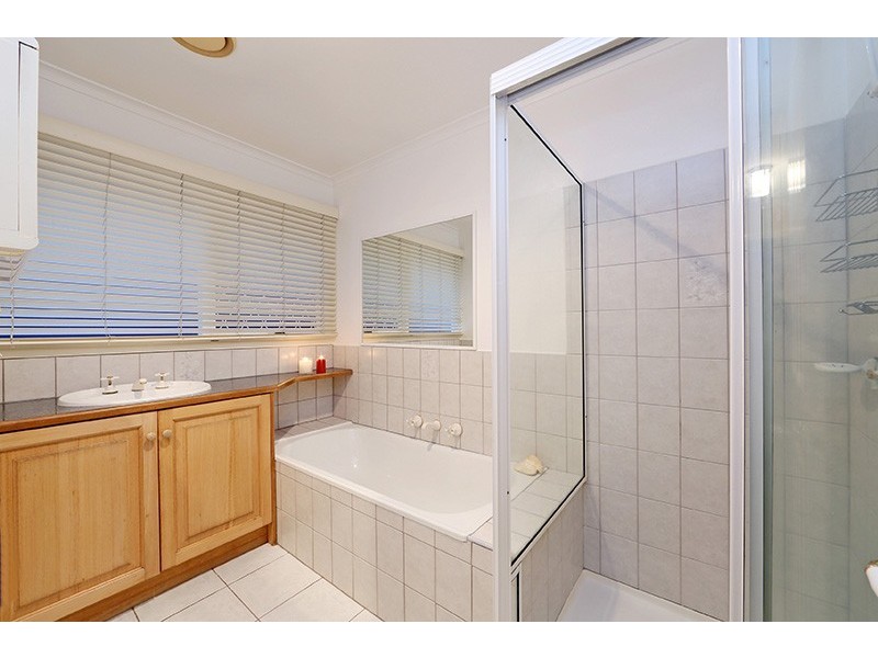 3 Cromwell Drive, Rowville VIC 3178