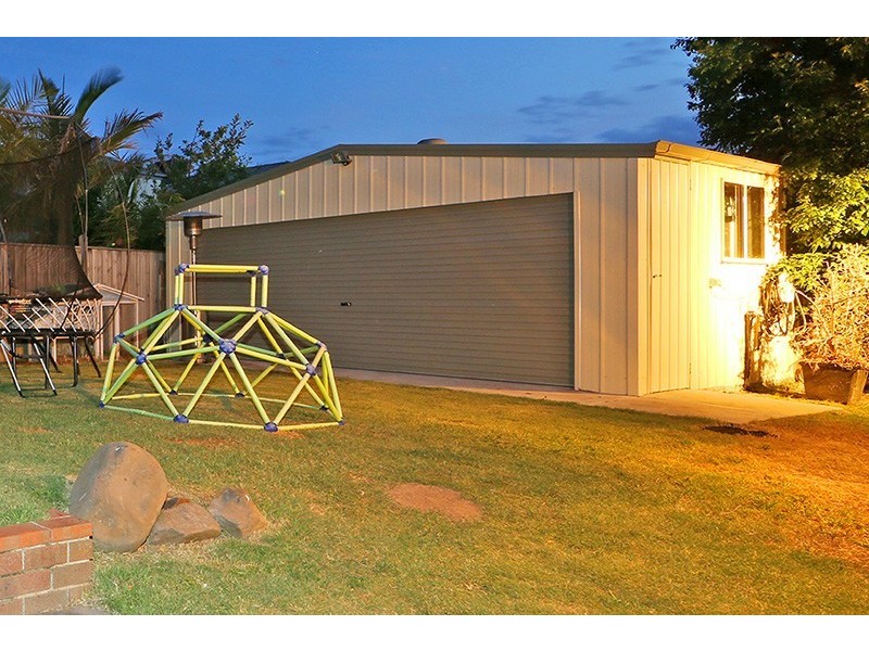 13 Kellbourne Drive, Rowville VIC 3178