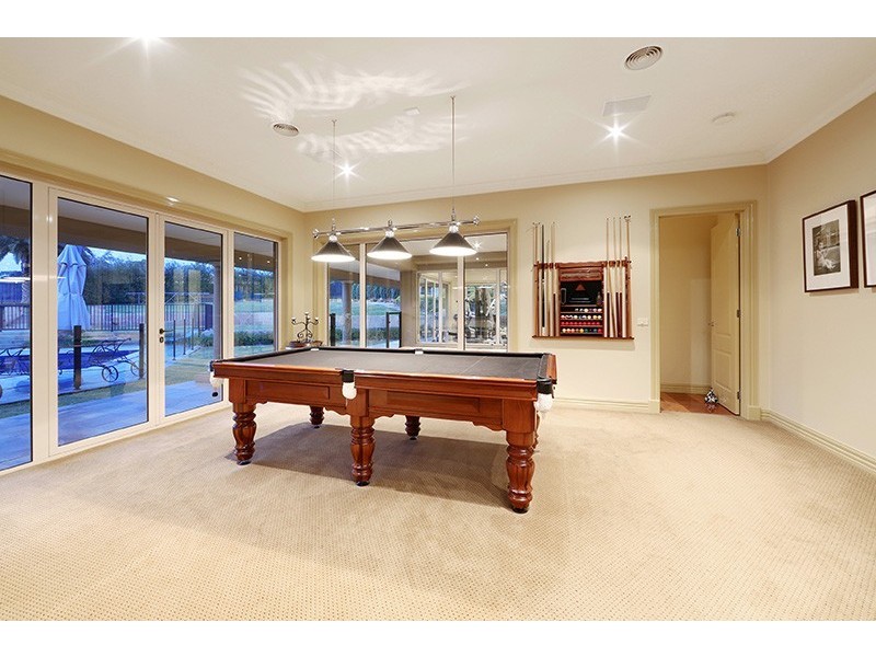 73 Grange Drive, Lysterfield VIC 3156