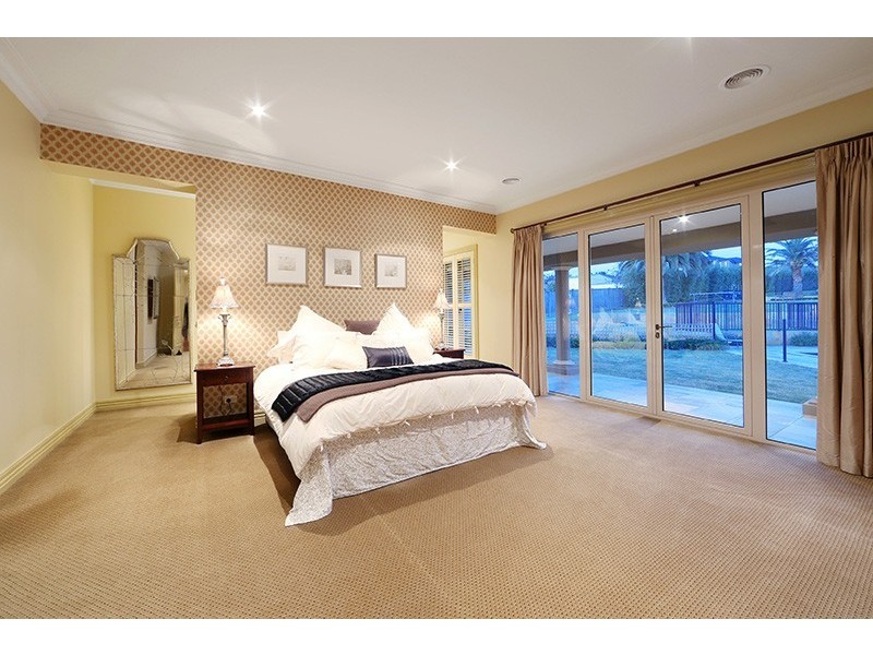 73 Grange Drive, Lysterfield VIC 3156