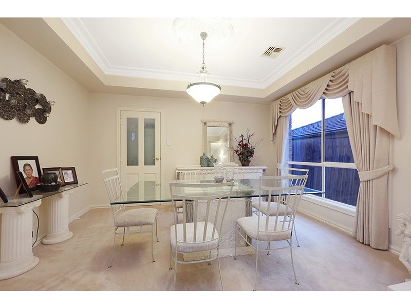 14 Nicole Court, Rowville VIC 3178