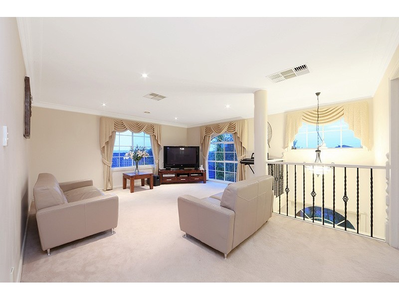 14 Nicole Court, Rowville VIC 3178