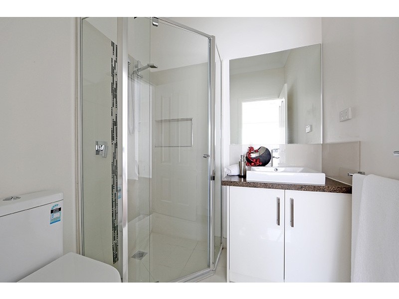 2/7 Stamford Crescent, Rowville VIC 3178