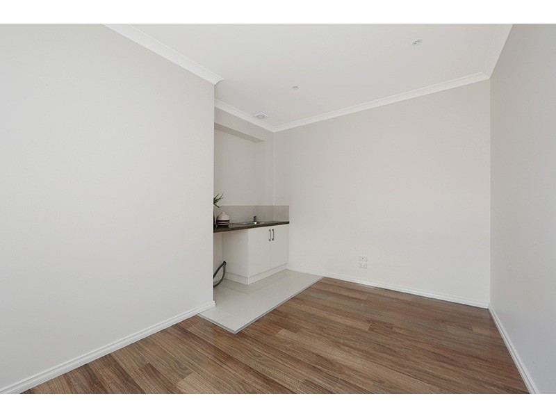 2/7 Stamford Crescent, Rowville VIC 3178