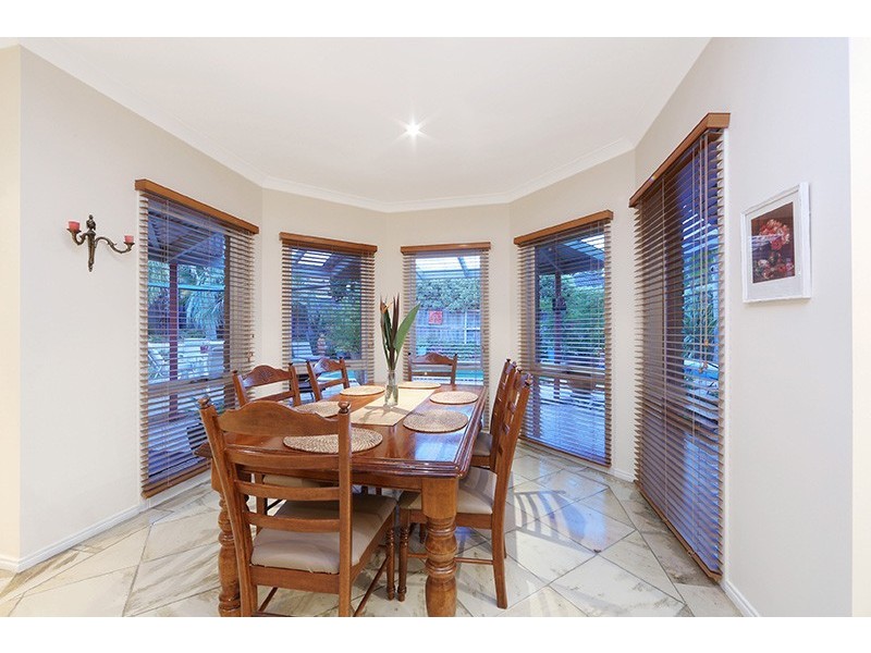 2 Ruby Close, Rowville VIC 3178