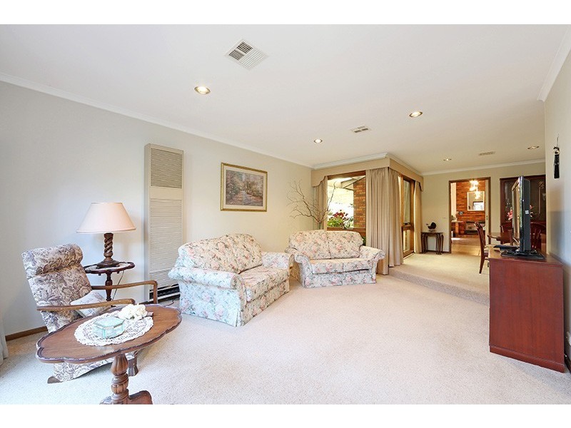 15 Arnhem Court, Rowville VIC 3178