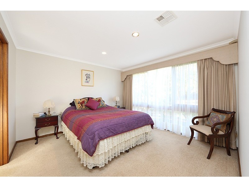 15 Arnhem Court, Rowville VIC 3178