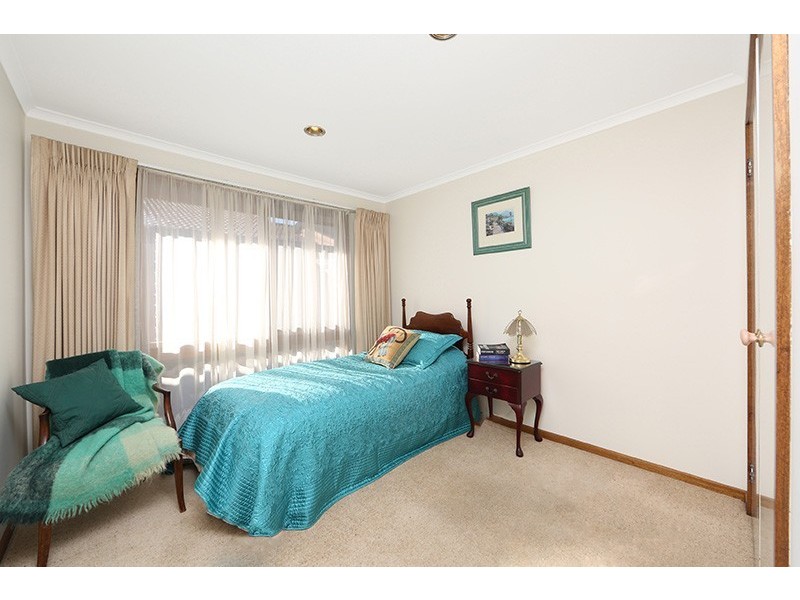 15 Arnhem Court, Rowville VIC 3178
