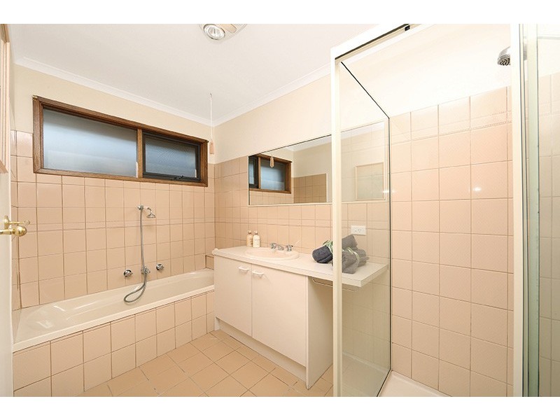 15 Arnhem Court, Rowville VIC 3178